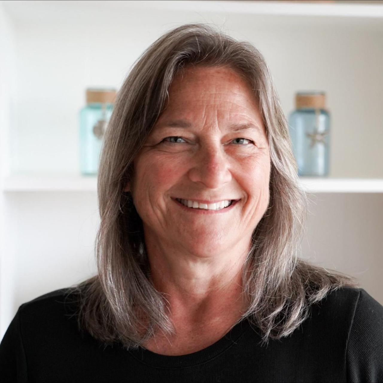 headshot of Terri Bucci